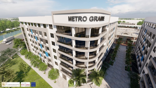 Aerial View of Metro Grande Apartments.