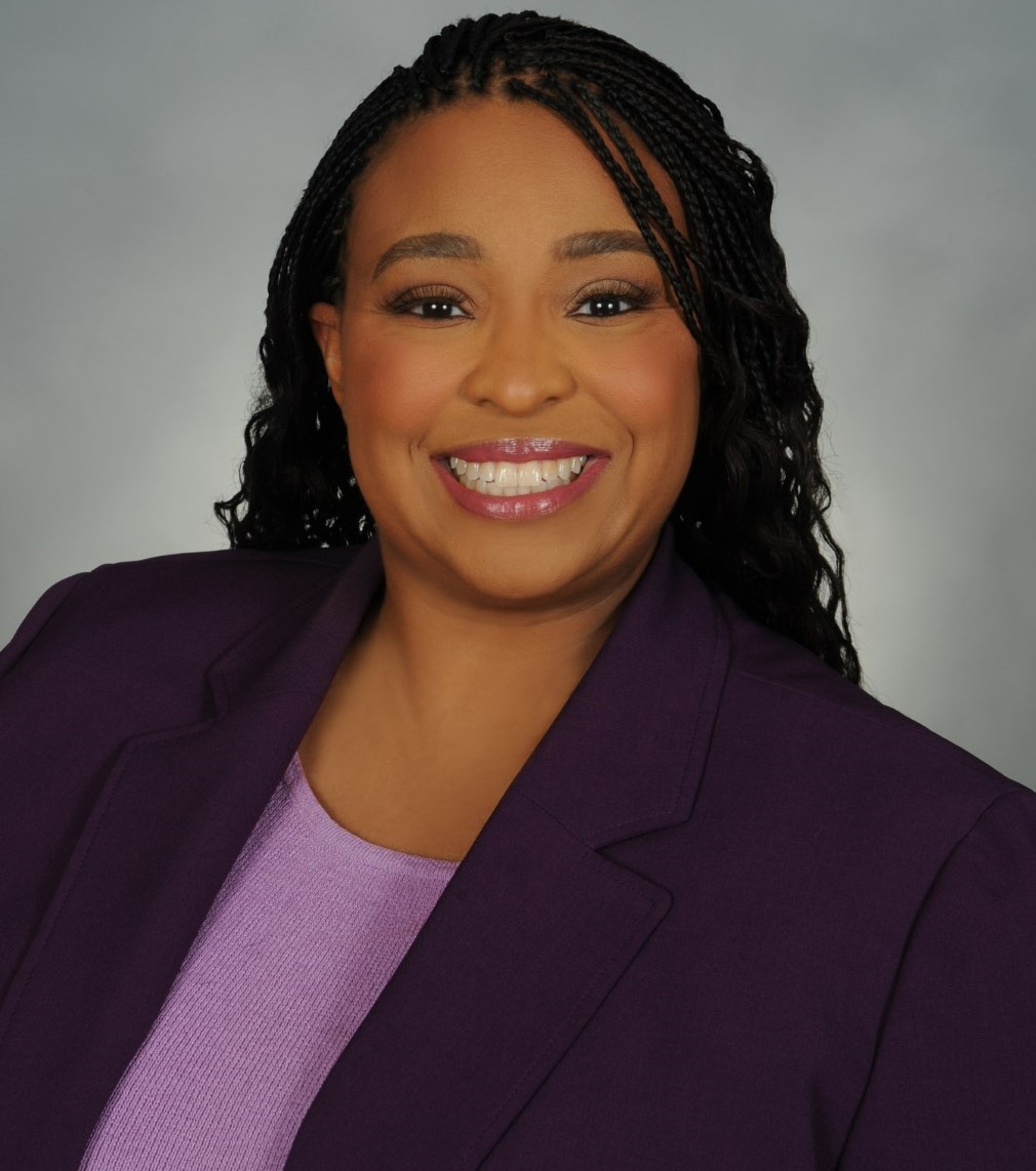 Monica Curls, Board Member