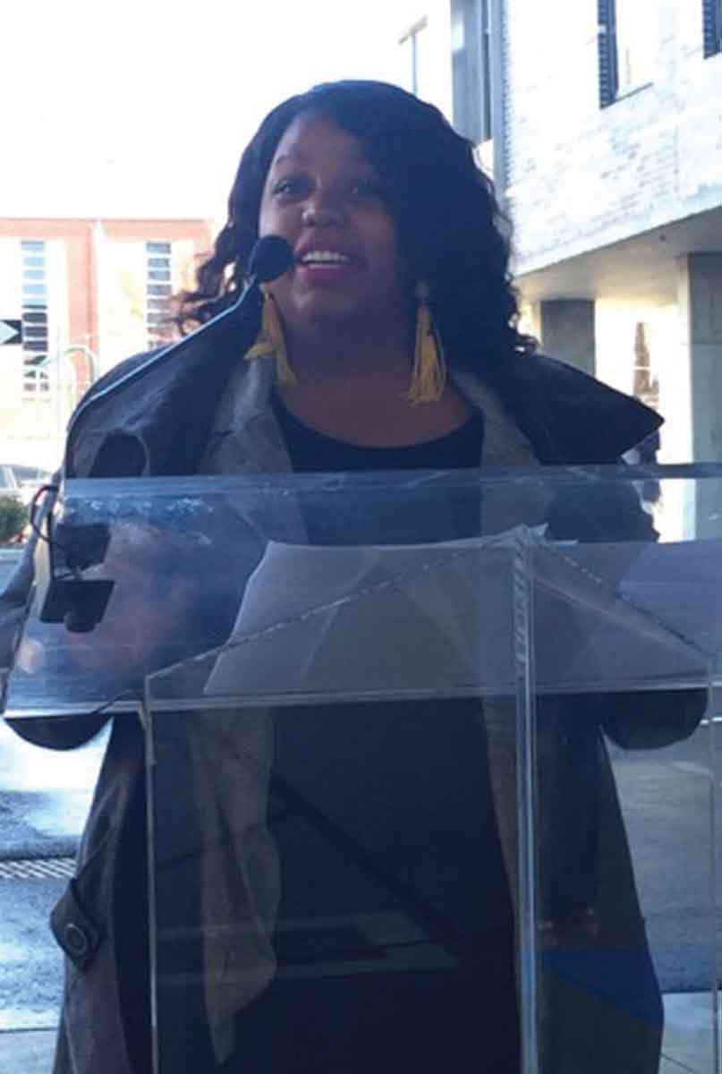 Pendleton ArtsBlock artist-resident, Shamari Robbs, providing her moving speech at the Ribbon Cutting Celebration on December 3rd, 2019. 