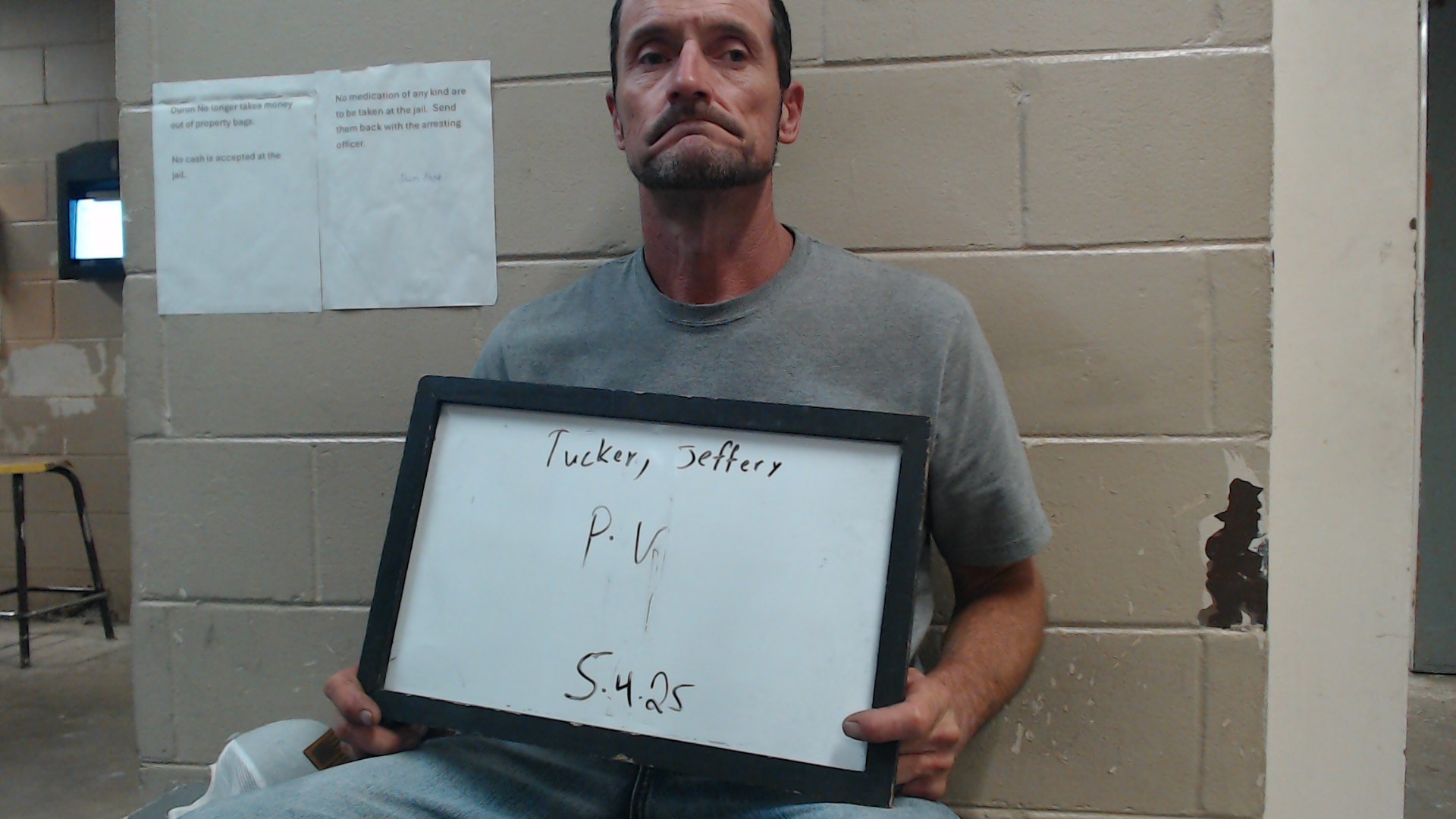 Mugshot of TUCKER, JEFFERY R