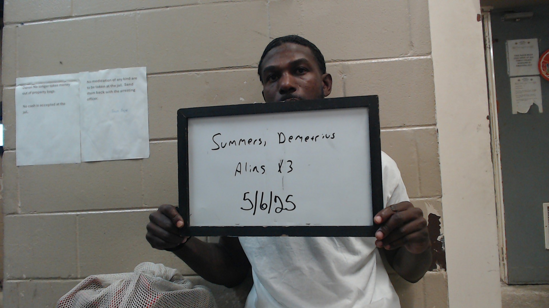 Mugshot of SUMMERS, DEMETRIUS