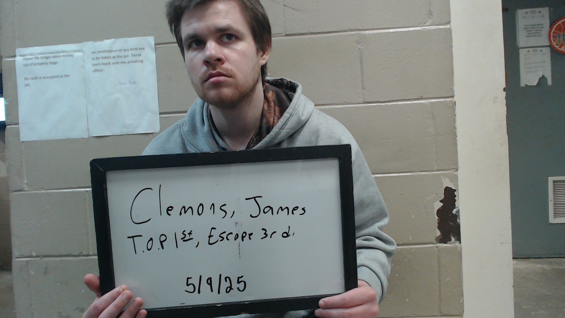 Mugshot of CLEMONS, JAMES