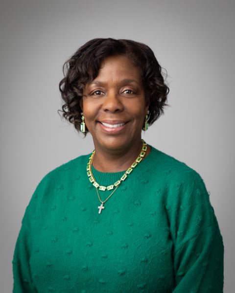 Cheryl Carrell headshot.