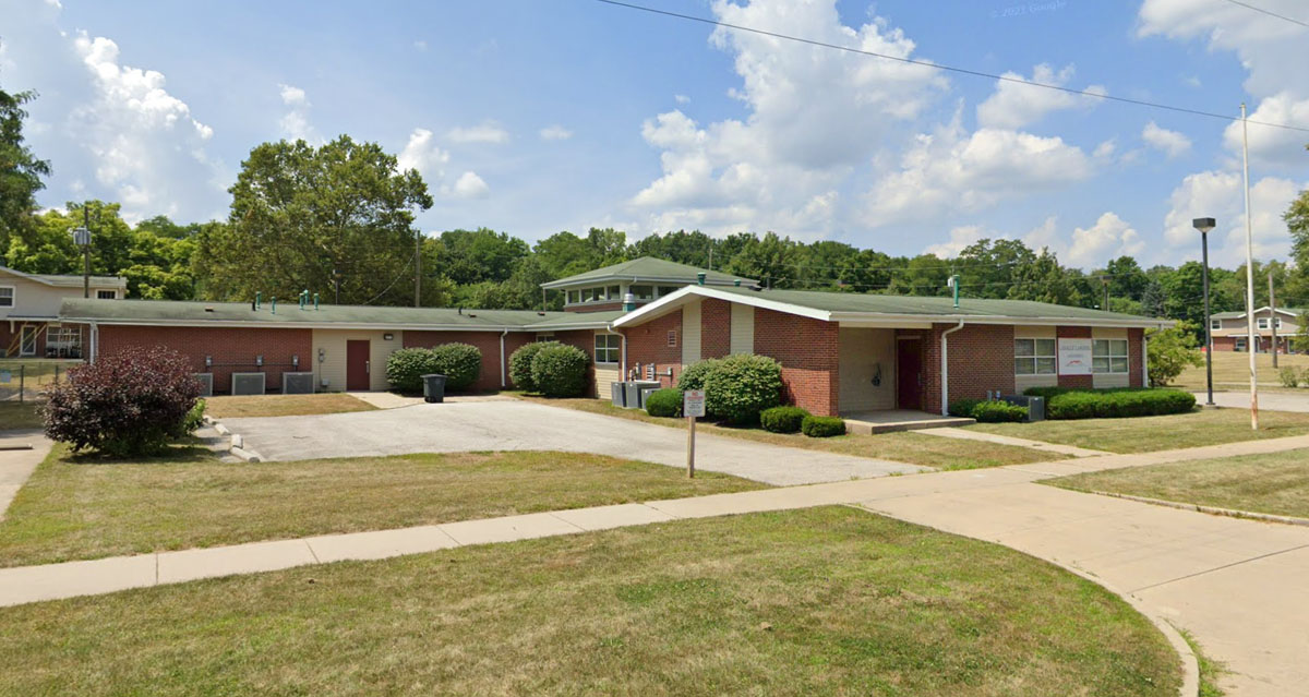 Laselle Landing exterior view.