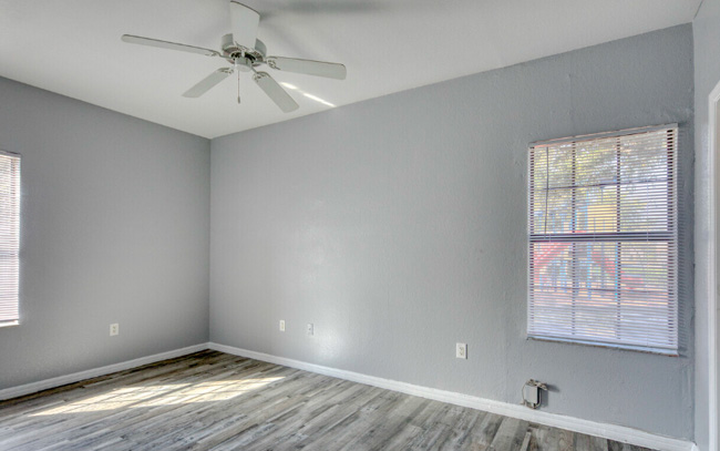 A bedroom in Gardens at South Bay.