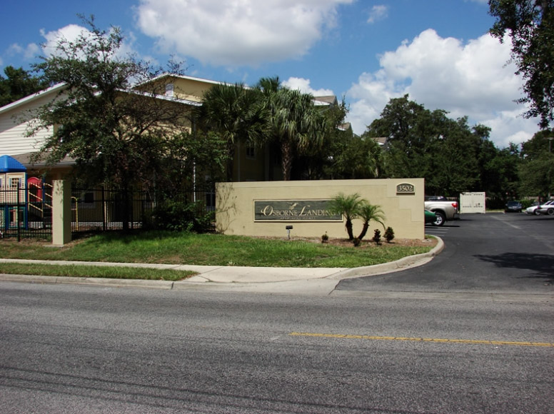 Front of Osborne Landing complex.