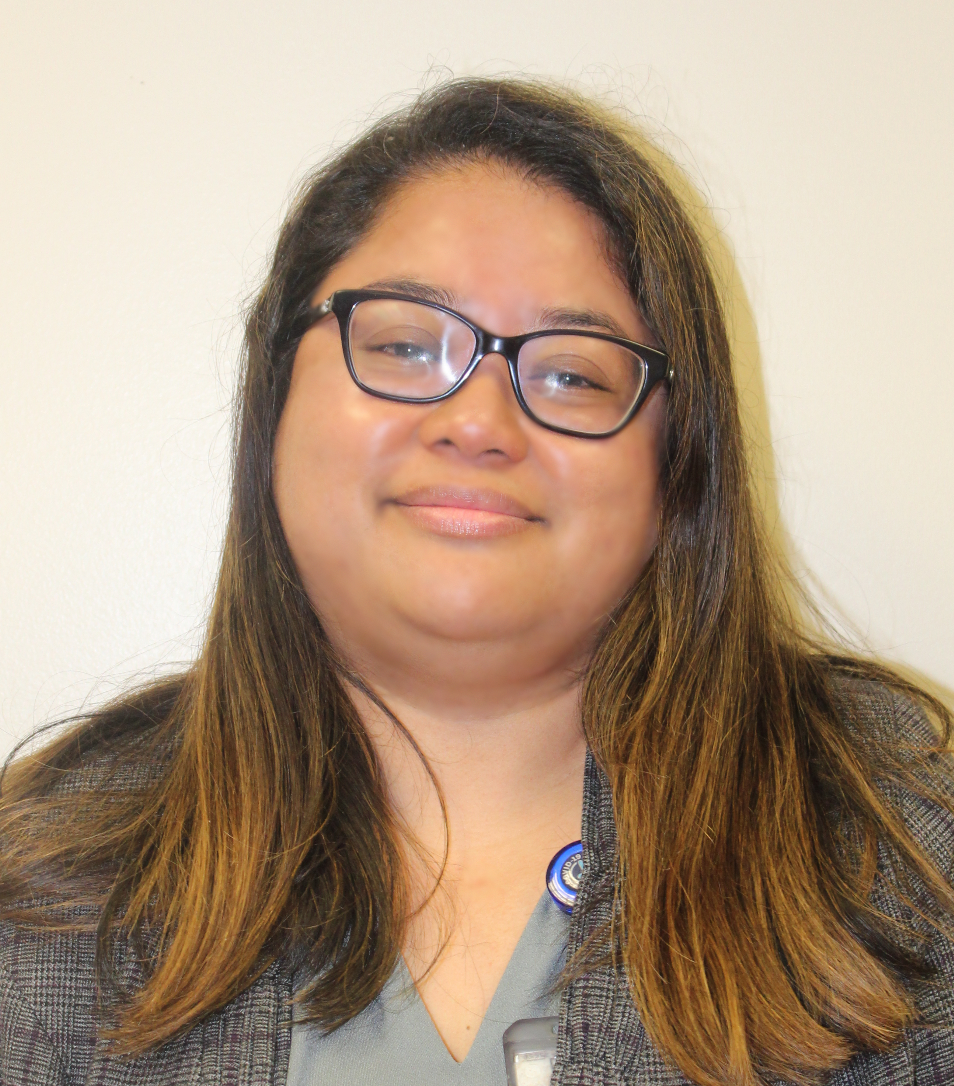 Pauline Santos Headshot