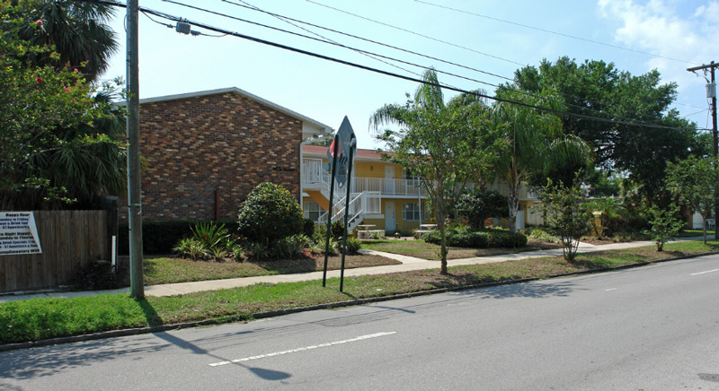 SoHo Apartments from the sidewalk