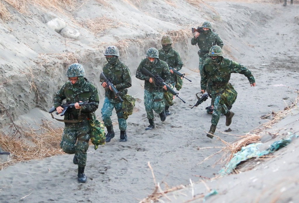 Taiwanese soldiers. (Reuters photo)
