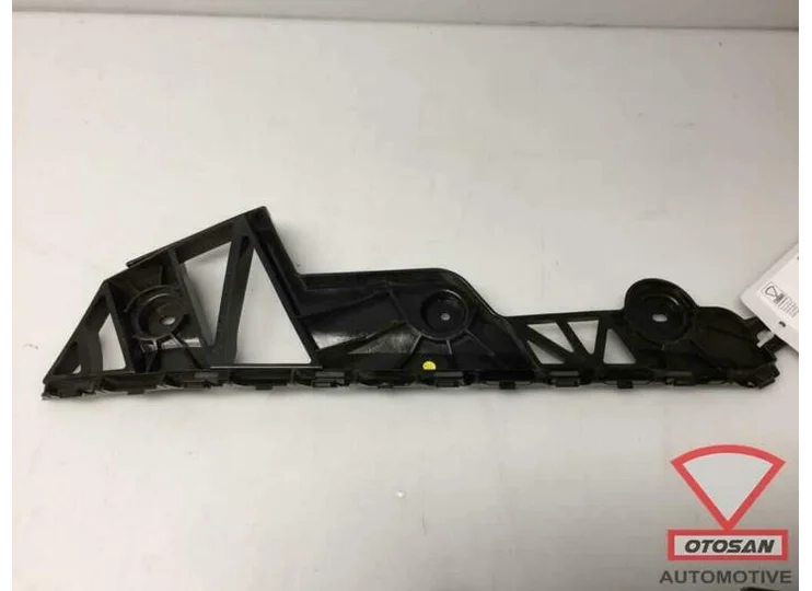 Koop Achterbumper bij Otosan Automotive B.V.
