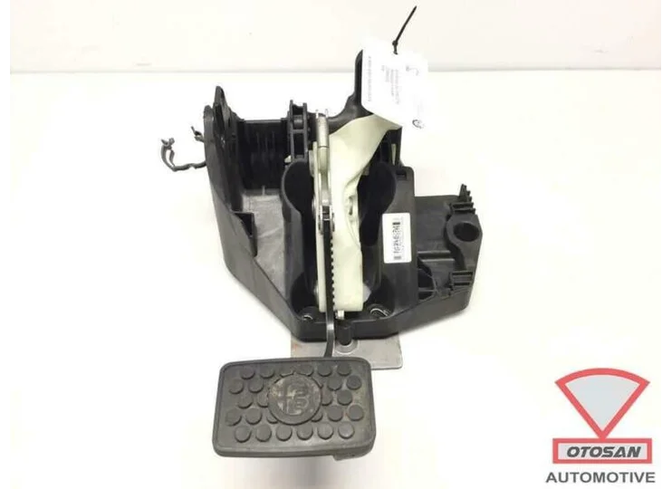 Koop Rempedaal bij Otosan Automotive B.V.