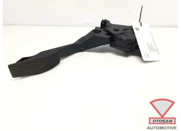 Koop Gaspedaal bij Otosan Automotive B.V.
