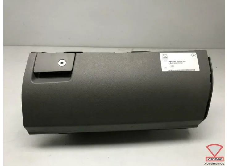 Koop Dashboardkastje | Handschoenenkastje bij Otosan Automotive B.V.