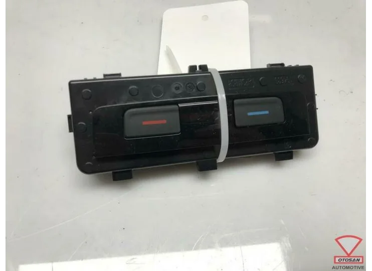 Koop Kachel | Airco | Climate control bediening bij Otosan Automotive B.V.