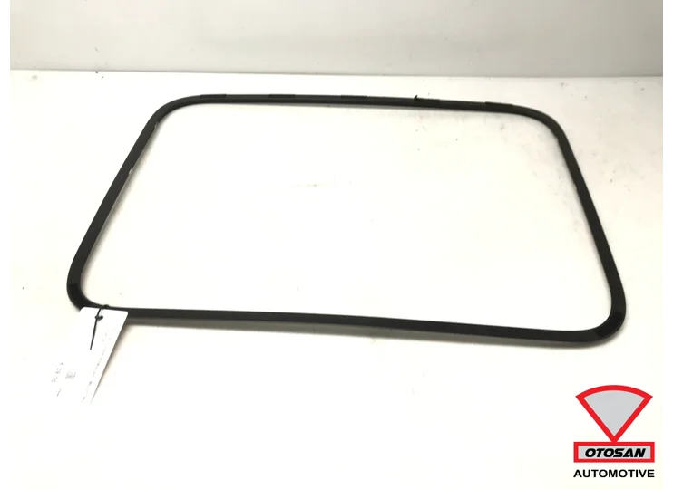 Koop Dakraam | Panoramadak bij Otosan Automotive B.V.