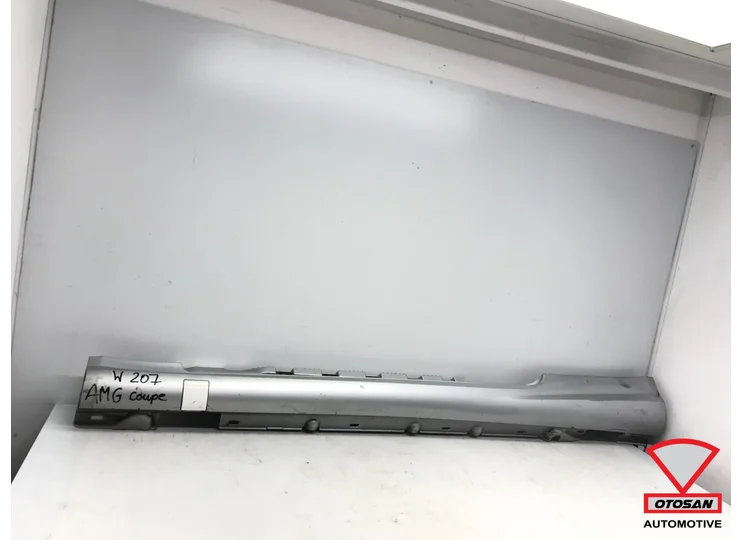 Koop Sideskirt | Zijskirt bij Otosan Automotive B.V.