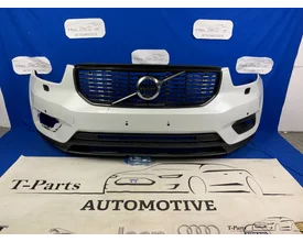 Volvo XC40 R-design voorbumper bumper grille gril rooster image 1