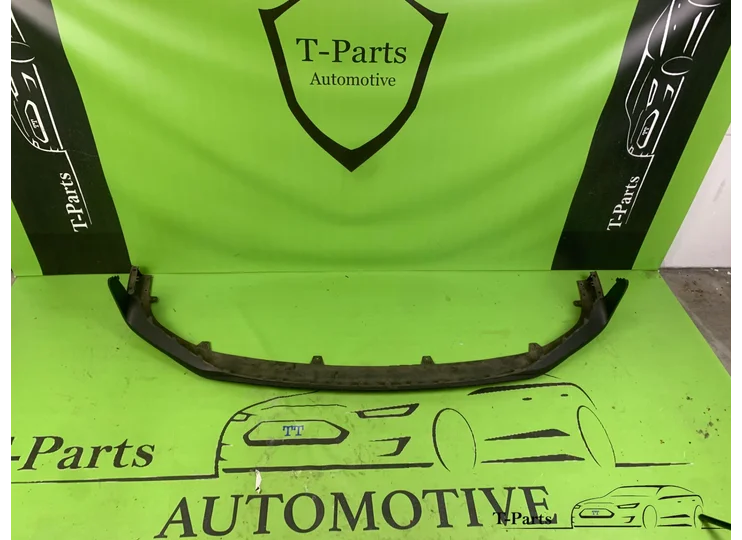 Koop Voorbumper bij T-Parts