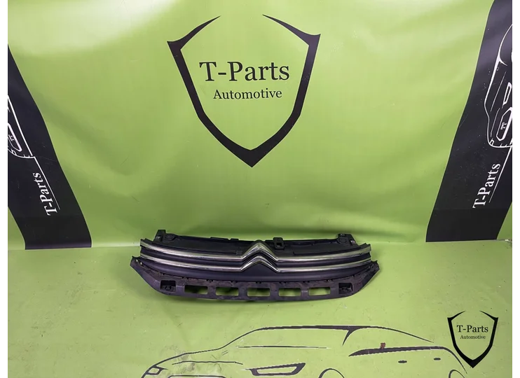 Koop Voorbumper bij T-Parts