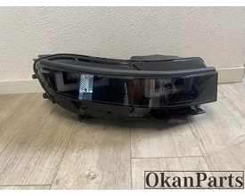 Hyundai Ioniq 5 right headlight image 1