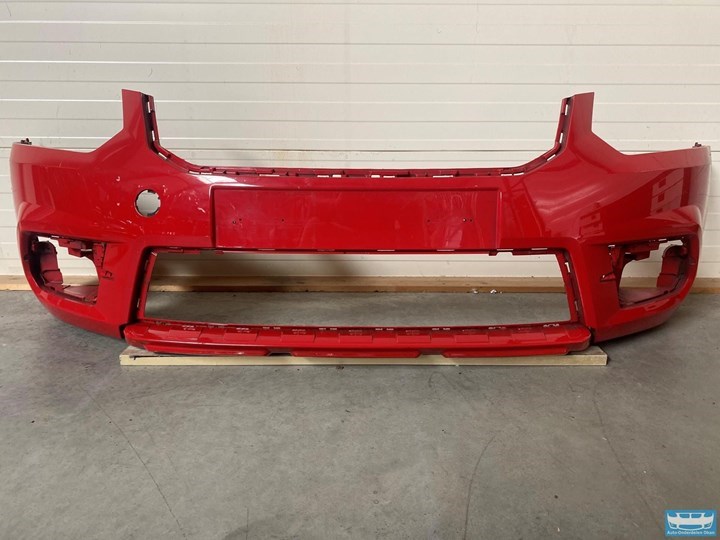 Skoda Yeti voorbumper 5L0807221K image 1