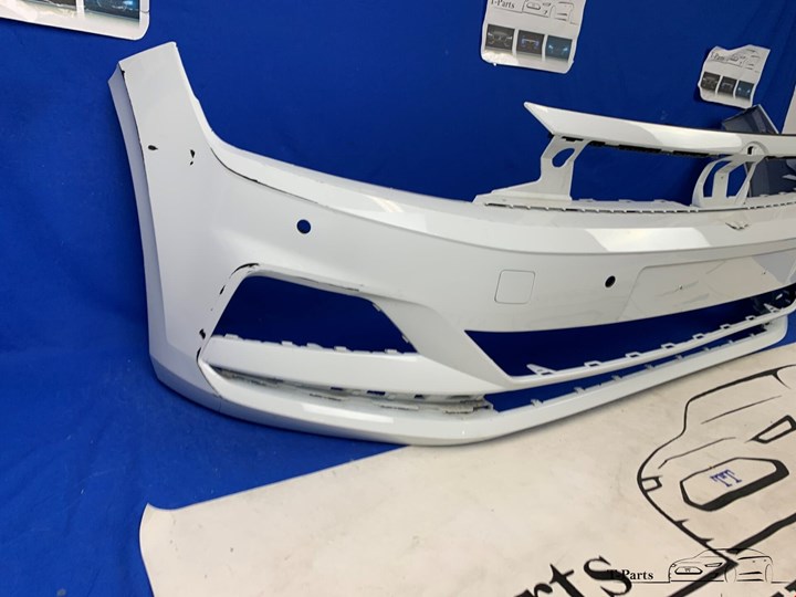 Koop Voorbumper bij T-Parts