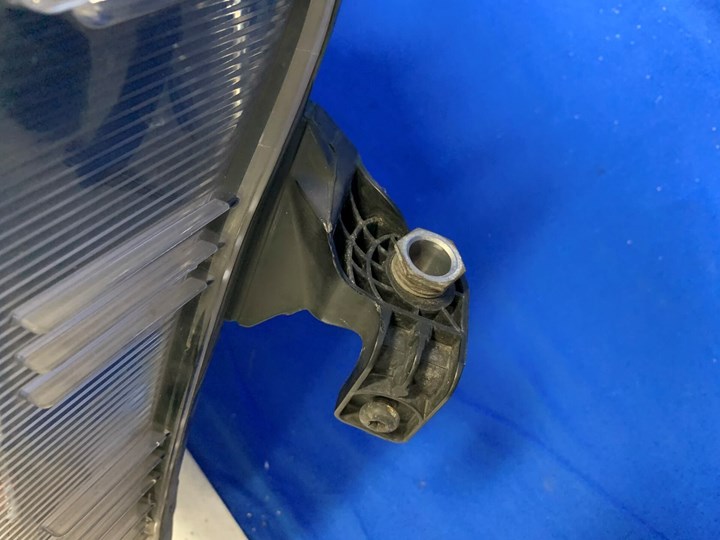 Koop Koplamp | Enkel bij T-Parts
