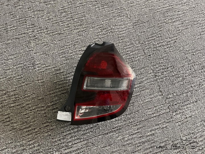 Koop Achterlicht | Enkel bij T-Parts
