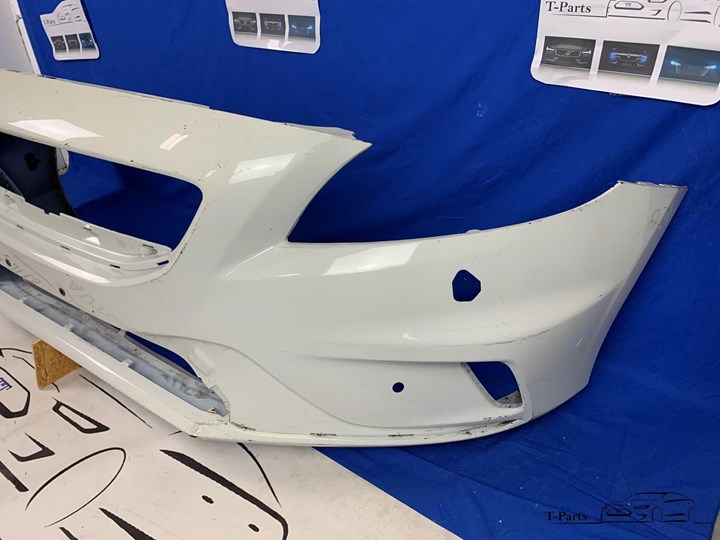 Koop Voorbumper bij T-Parts