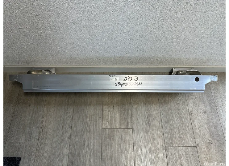 Koop Bumperbalk bij OkanParts