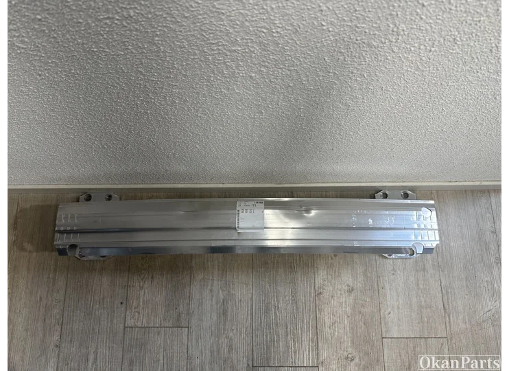 Koop Bumperbalk bij OkanParts