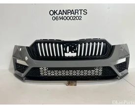 Skoda Octavia IV RS Facelift voorbumper 5E3853677B image 1