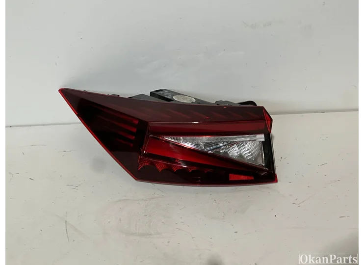 Koop Achterlicht | Enkel bij OkanParts