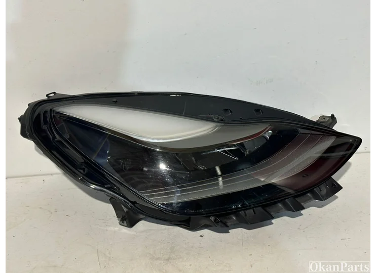 Koop Koplamp | Enkel bij OkanParts