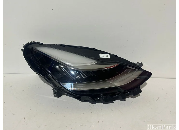 Koop Koplamp | Enkel bij OkanParts