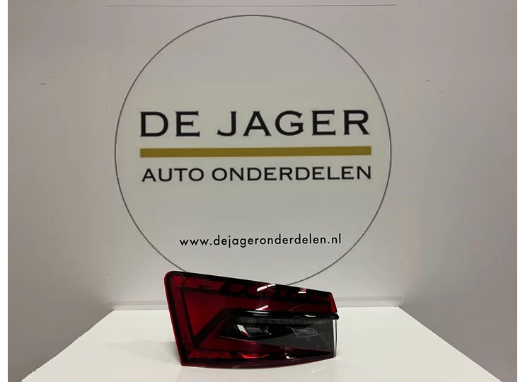 Koop Achterlicht | Enkel bij De Jager Auto-Onderdelen