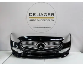MB C KLASSE W206 VOORBUMPER BUMPER PDC A2068858501 2021- image 1
