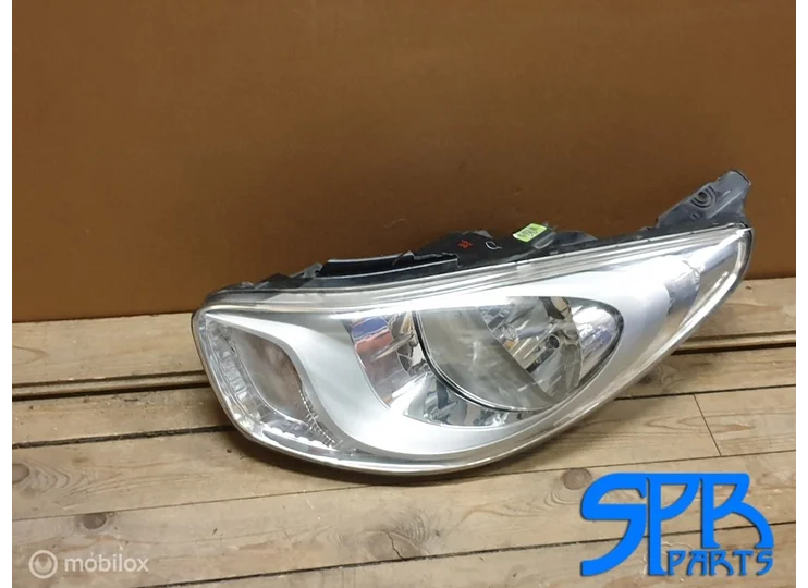 Koop Koplamp | Enkel bij SPR Parts