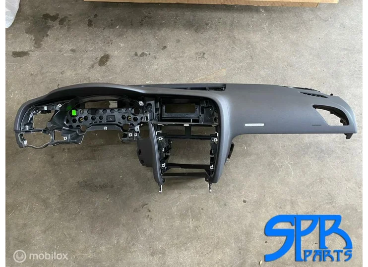 Koop Dashboard | Compleet bij SPR Parts