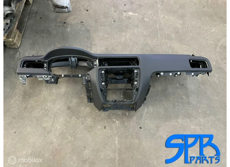 Koop Dashboard | Compleet bij SPR Parts