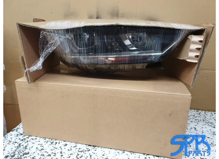 Koop Koplamp | Enkel bij SPR Parts