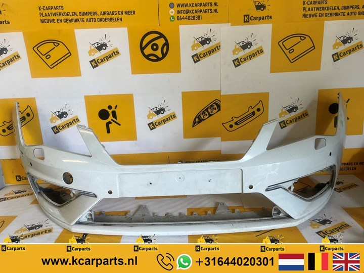 Voorbumper Seat Leon 5F FR Facelift PDC KLS 5F0807221AB image 1