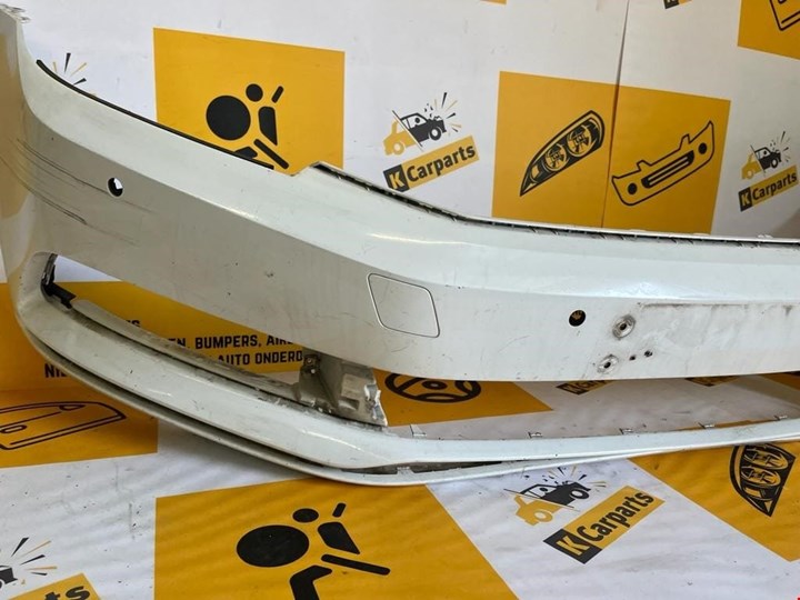 Koop Voorbumper bij KCarparts