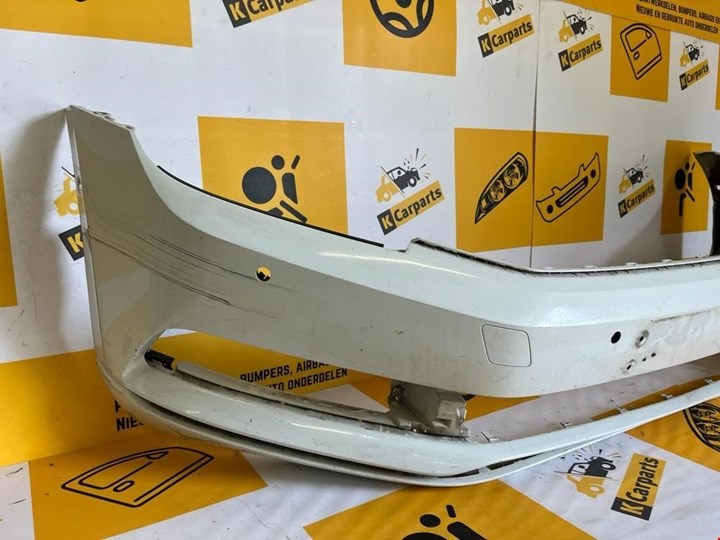 Koop Voorbumper bij KCarparts