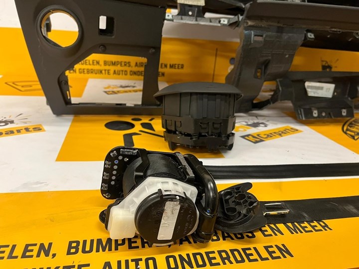 Koop Dashboard airbag | Passagiersairbag bij KCarparts