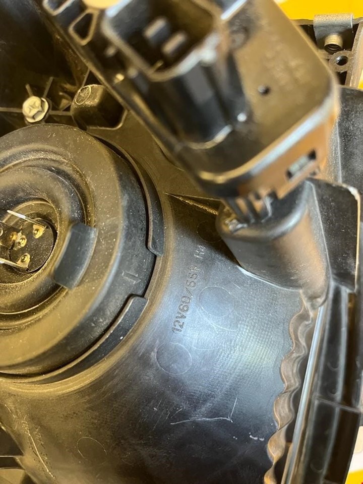 Koop Hoogteregeling koplamp bij KCarparts