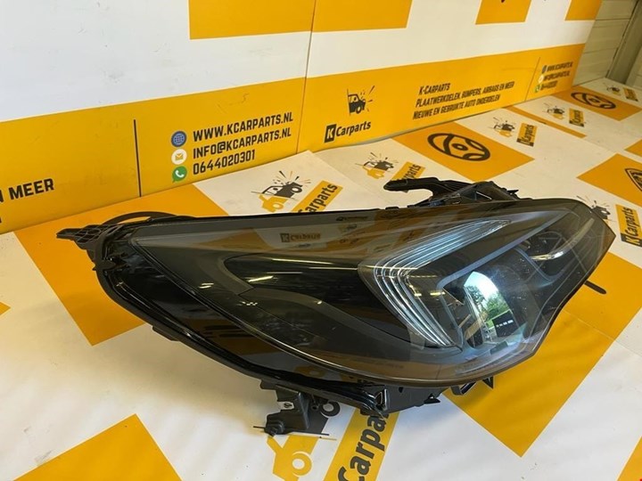Koop Koplamp | Enkel bij KCarparts