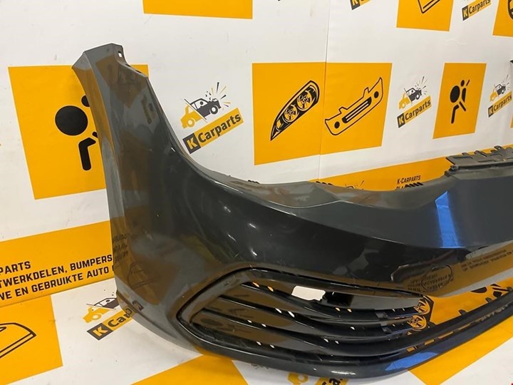 Koop Voorbumper bij KCarparts