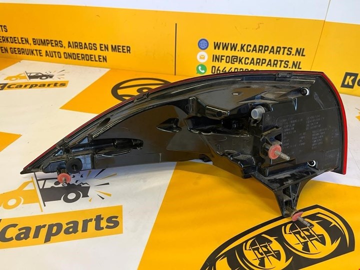 Koop Achterlicht | Enkel bij KCarparts