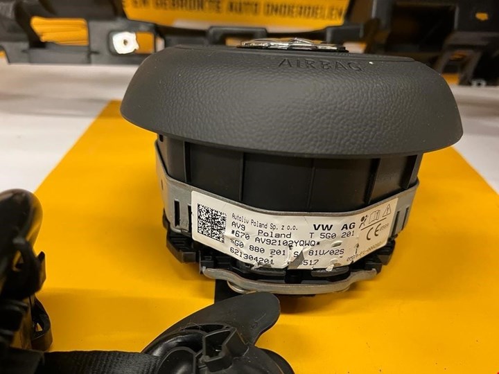 Koop Airbag set bij KCarparts